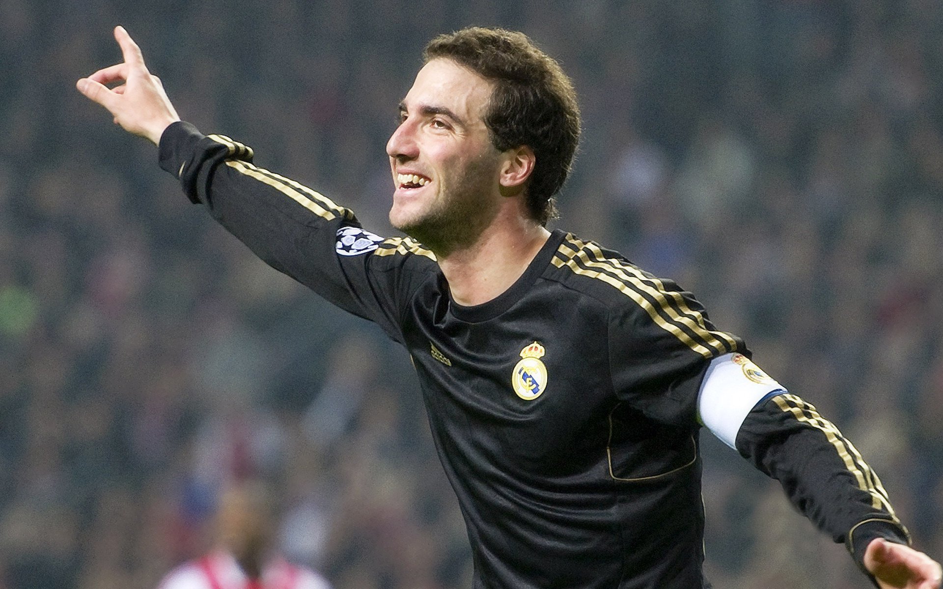 kaiyun官方入口登录-英超球员连续作战周期中体能下降阈值与战术执行失真率关系